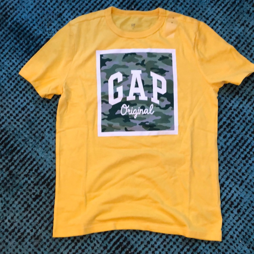 Kids Gap camo tee